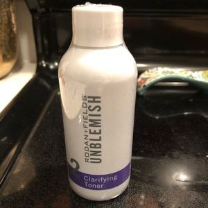 Rodan and Fields Unblemish clarifying toner